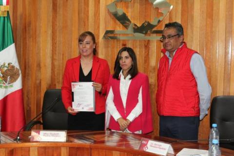 Recibe Zonia Montiel constancia como diputada local por el PRI imagen 1