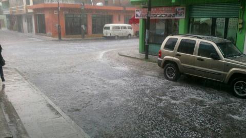 Fuerte granizada azota Chiautempan; al parecer no hay daños