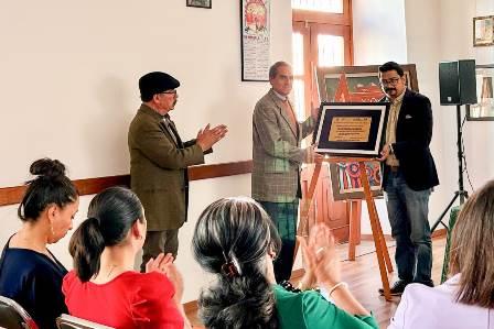 Rinden en Huamantla homenaje al artista Raymundo Cobo