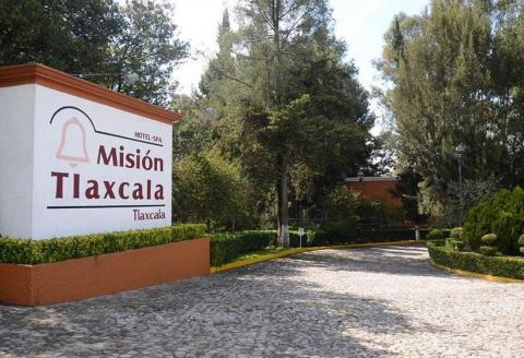 A la fuerza recupera administración priista hotel Misión