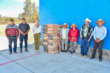 Entrega ayuntamiento de Huamantla material de construcción