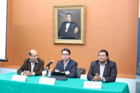 Presentan conferencia “Casos de Reserva de ley en normas fiscales” imagen 1
