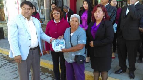 Beneficia SMDIF Tlaltelulco a personas con problemas auditivos imagen 1