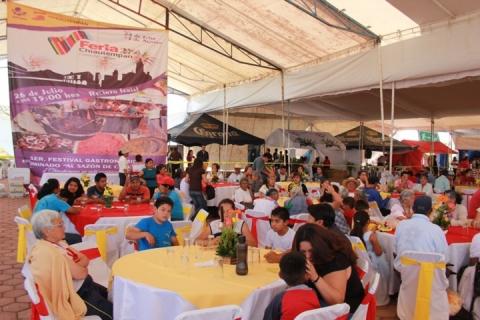 Exquisitos platillos típicos de la Región en la Muestra Gastronómica de la Feria de Chiautempan 2014 imagen 2