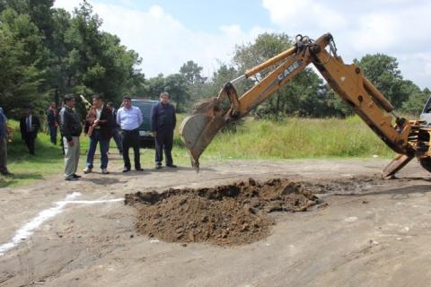 Inician trabajos de drenaje sanitario en Xochieteotla y Muñoztla imagen 3