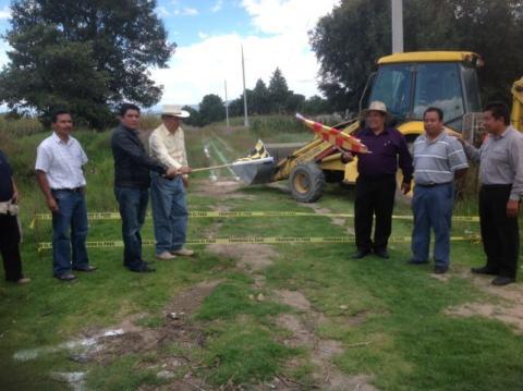 Arrancan obras de ampliación de drenaje sanitario en Tlalcuapan imagen 2