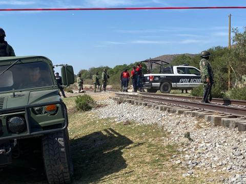 Abandonan cadáver en las vías del tren en límites de Tlaxcala y Puebla
