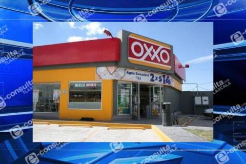 Sujetos armados atracan Oxxo en Huamantla