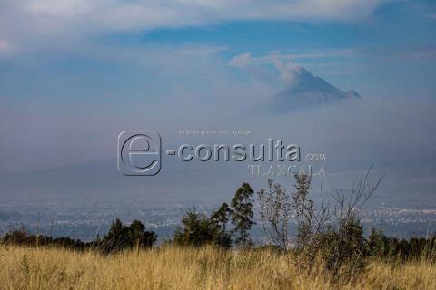 Continúa actividad del volcán Popocatépetl imagen 1