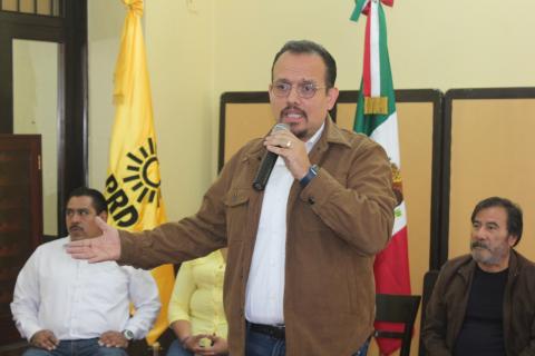 Los aplausos de hoy serán los lamentos del mañana: Manuel Cambrón