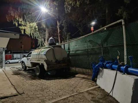 Atiende Tlaltelulco crisis de agua con suministro de 110 pipas
