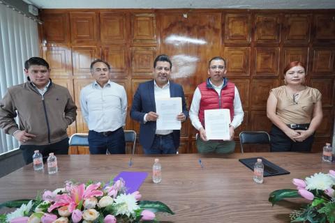 Papalotla firma convenio para impulsar créditos a emprendedores y empresarios locales imagen 3