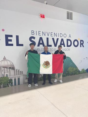 Estudiantes del CECyTE-EMSAD Tlaxcala destacan en Robofest 2025; obtienen primeros lugares imagen 2
