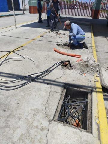 Avanzan trabajos eléctricos en el recinto ferial rumbo a la Feria Internacional del Arte Efímero y la Dalia 2025 imagen 3