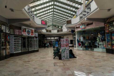Inicia Gobierno de Apizaco rehabilitación de línea eléctrica en la Plaza Guadalupe imagen 1