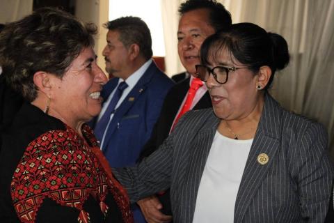 La Sección 55 del SNTE le da la bienvenida a sus agremiados: Teresa Meneses