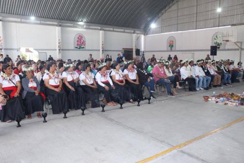 "La Trinidad Chimalpa- Totolac recibe conversatorio sobre derecgis de los pueblos indígenas"