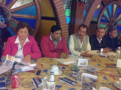 Arremeten nuevamente contra los Tamayo de ATAH