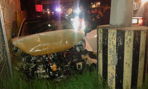 Aparatoso accidente deja un lesionado en la autopista imagen 1