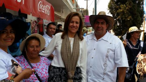 Respalda Margarita Zavala a Víctor Briones; no hay que regresar al pasado dice imagen 1