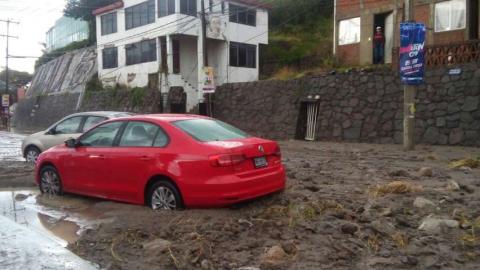 Se desgaja cerro en la Garita afecta a tres viviendas imagen 3