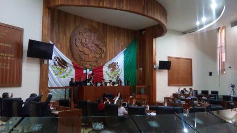 Subsana Congreso error en comisión que analizará a magistrado