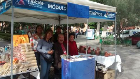 Atiende Modulo Turístico capitalino a 902 personas en el recinto ferial imagen 4