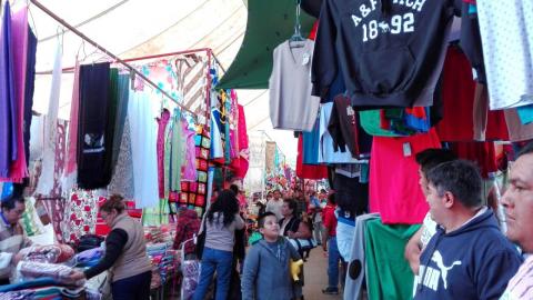 Reporta afluencia de mil 300 autobuses por tianguis “La Guadalupana” imagen 1