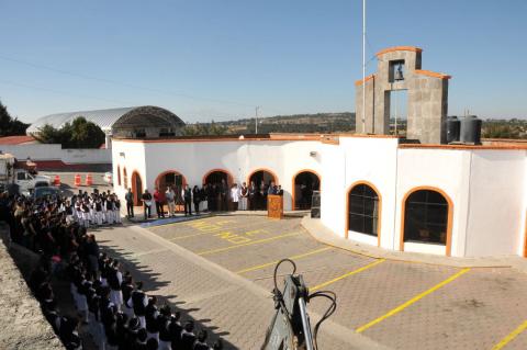 Alcalde encabeza primer homenaje cívico del Ayuntamiento de Tecopilco imagen 2