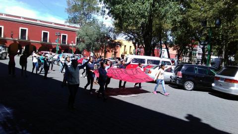 Marchan normalistas en la capital del estado imagen 2