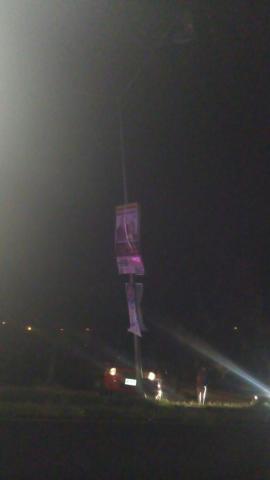 Chocan dos automóviles la noche del 15 de septiembre imagen 4