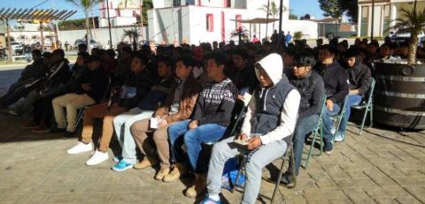 Jóvenes de Lardizábal presentes en Sorteo Militar imagen 1
