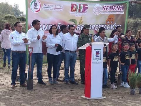 Oscar Vélez para por reforestación de Tequexquitla imagen 1