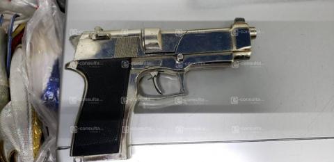 Hampones asaltan con pistola de juguete y los atrapan imagen 6