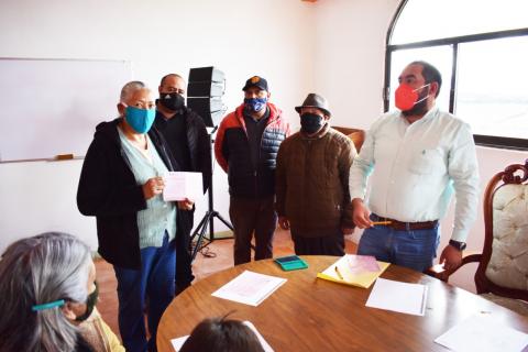 Entrega Tecopilco apoyos del programa Pisos y Techos Firmes del Gobierno del Estado imagen 12