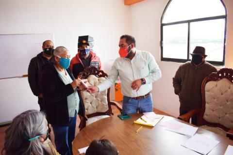 Entrega Tecopilco apoyos del programa Pisos y Techos Firmes del Gobierno del Estado imagen 17