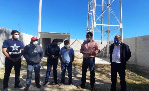 Oscar Murias amplia la red para dotar agua potable a la localidad de Santa Clara