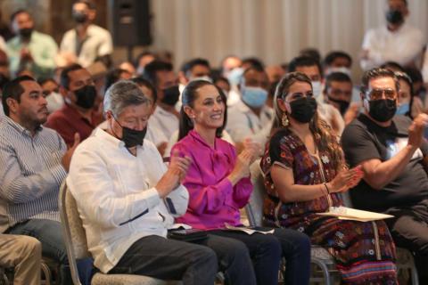 Claudia Sheinbaum llama a invertir ahorros por reforma electoral a favor de la gente imagen 2