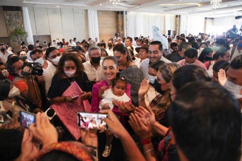 Claudia Sheinbaum llama a invertir ahorros por reforma electoral a favor de la gente imagen 5
