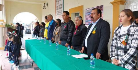 Gustavo Parada encabezó la ceremonia del 20 de noviembre en Atltzayanca