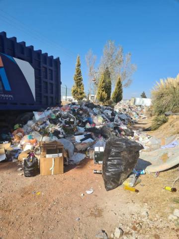 Denuncian tiradero de basura a un costado del Centro Expositor de Apizaco imagen 2