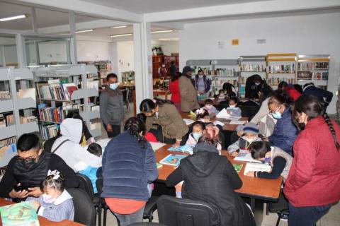 Biblioteca Municipal de SPM recibió a estudiantes del preescolar Salvador Díaz Mirón imagen 2