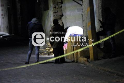 Hombre paseaba cuerpo sin vida de una mujer a bordo de una carretilla en Tenancingo imagen 1