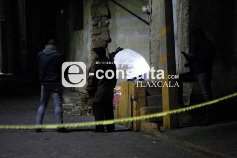 Hombre paseaba cuerpo sin vida de una mujer a bordo de una carretilla en Tenancingo imagen 3
