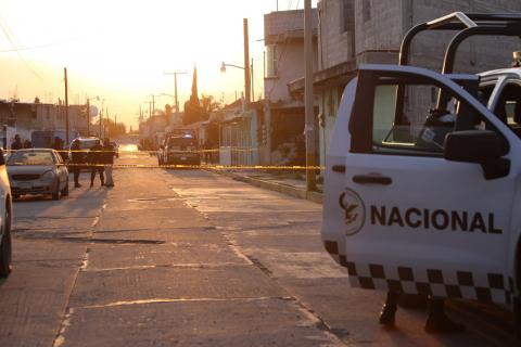 Arriban peritos federales a inmueble donde se almacenan armas en Tepetitla imagen 5