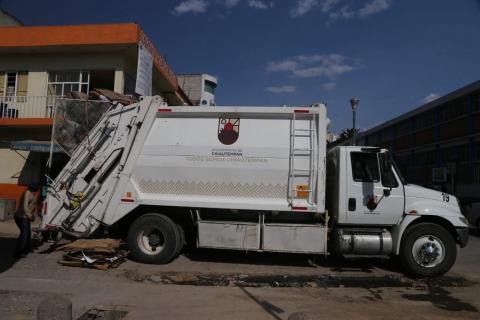 Un trabajo poco valorado: Trabajadores de limpia imagen 3