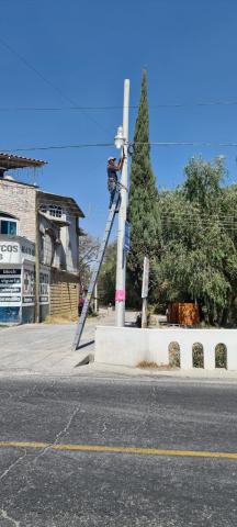 Apetatitlán avanza en el programa permanente de reparación de lámparas dañadas imagen 12