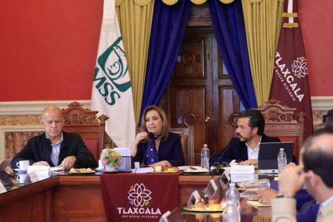 Gobernadora y director del IMSS dan seguimiento a avances de IMSS-BIENESTAR imagen 3