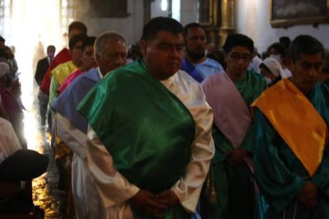 Realiza Obispo de Tlaxcala Misa de la cena del señor y lavatorio de Pies imagen 2