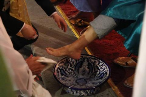 Realiza Obispo de Tlaxcala Misa de la cena del señor y lavatorio de Pies imagen 5